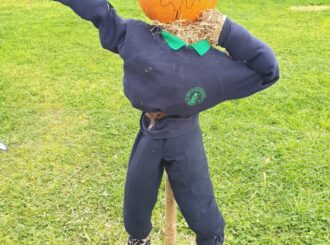Scarecrow 1 M